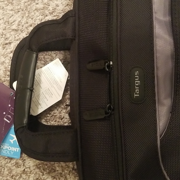 Targus 15.6" Mobile Elite laptop bag. With tags - Picture 4 of 10